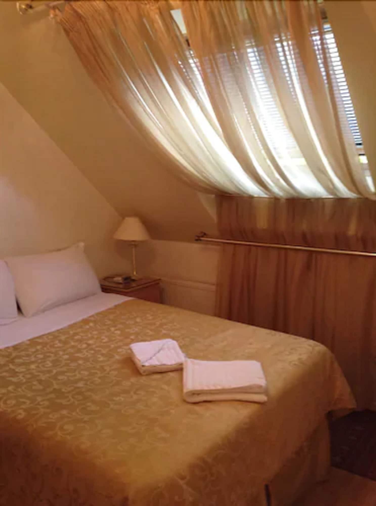 Acorn Guest House Кембридж Экстерьер фото
