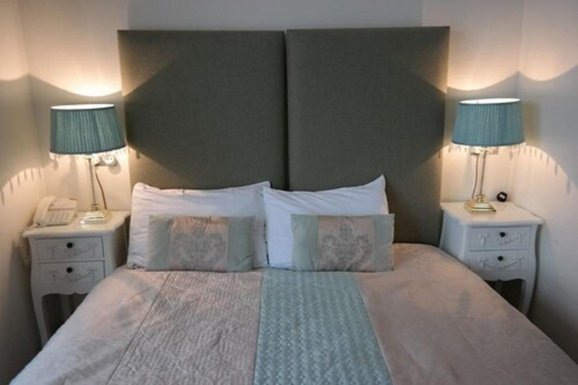 Acorn Guest House Кембридж Экстерьер фото